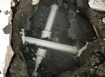 科尔沁左翼后阳台漏水维修公司为您分享楼上楼下漏水怎么处理
